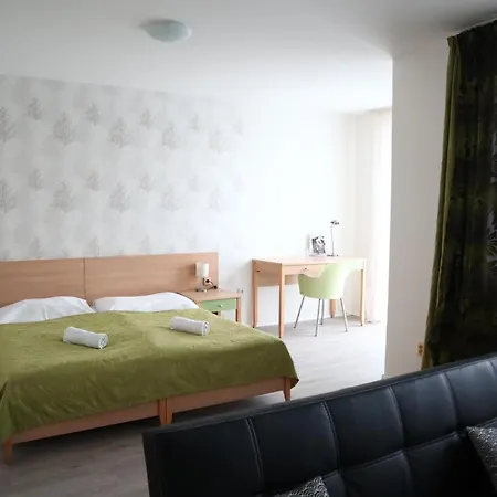 Hotel Hotel And Park Divoka Voda Bratislava