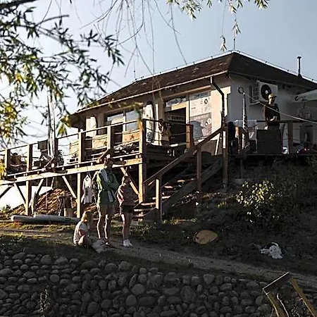 Hotel And Park Divoka Voda 3*