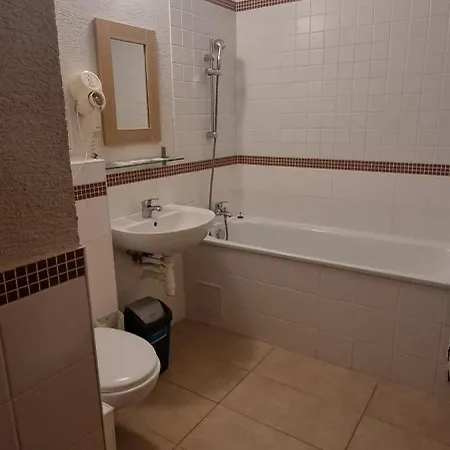 Ξενοδοχείο And Park Divoka Voda