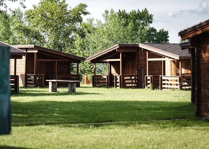 Hotel And Park Divoka Voda 3*